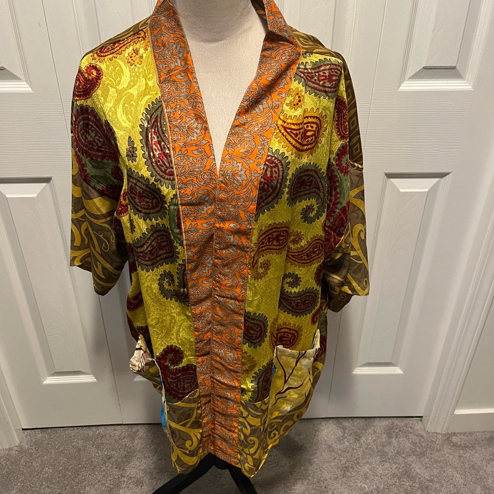 Guru 100% Silk  Multicolor Paisley Kimono